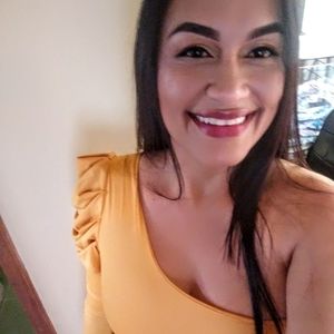 Meet your Posher, Alejandra